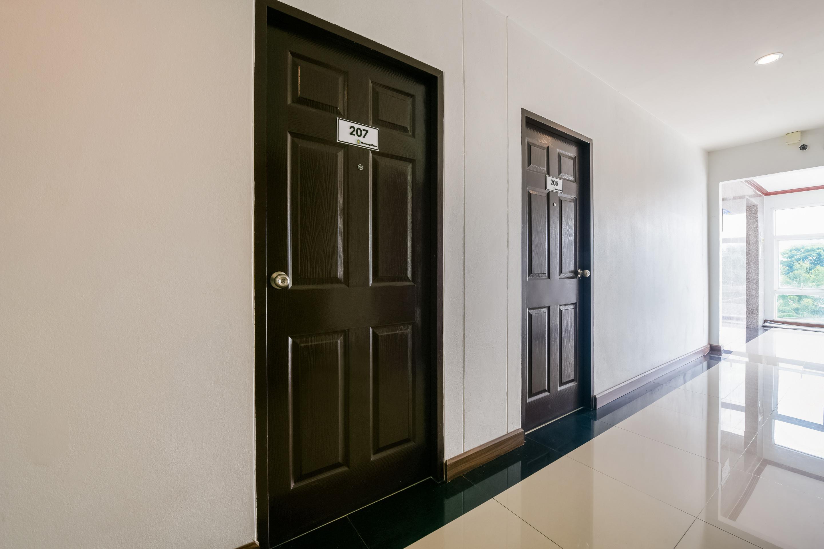 Oyo 350 Mae Saeng Place Si Racha Exterior photo