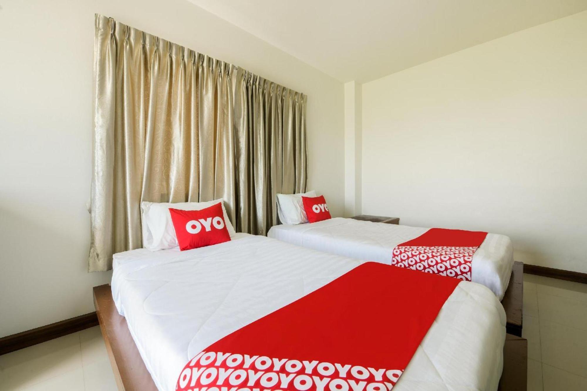 Oyo 350 Mae Saeng Place Si Racha Exterior photo