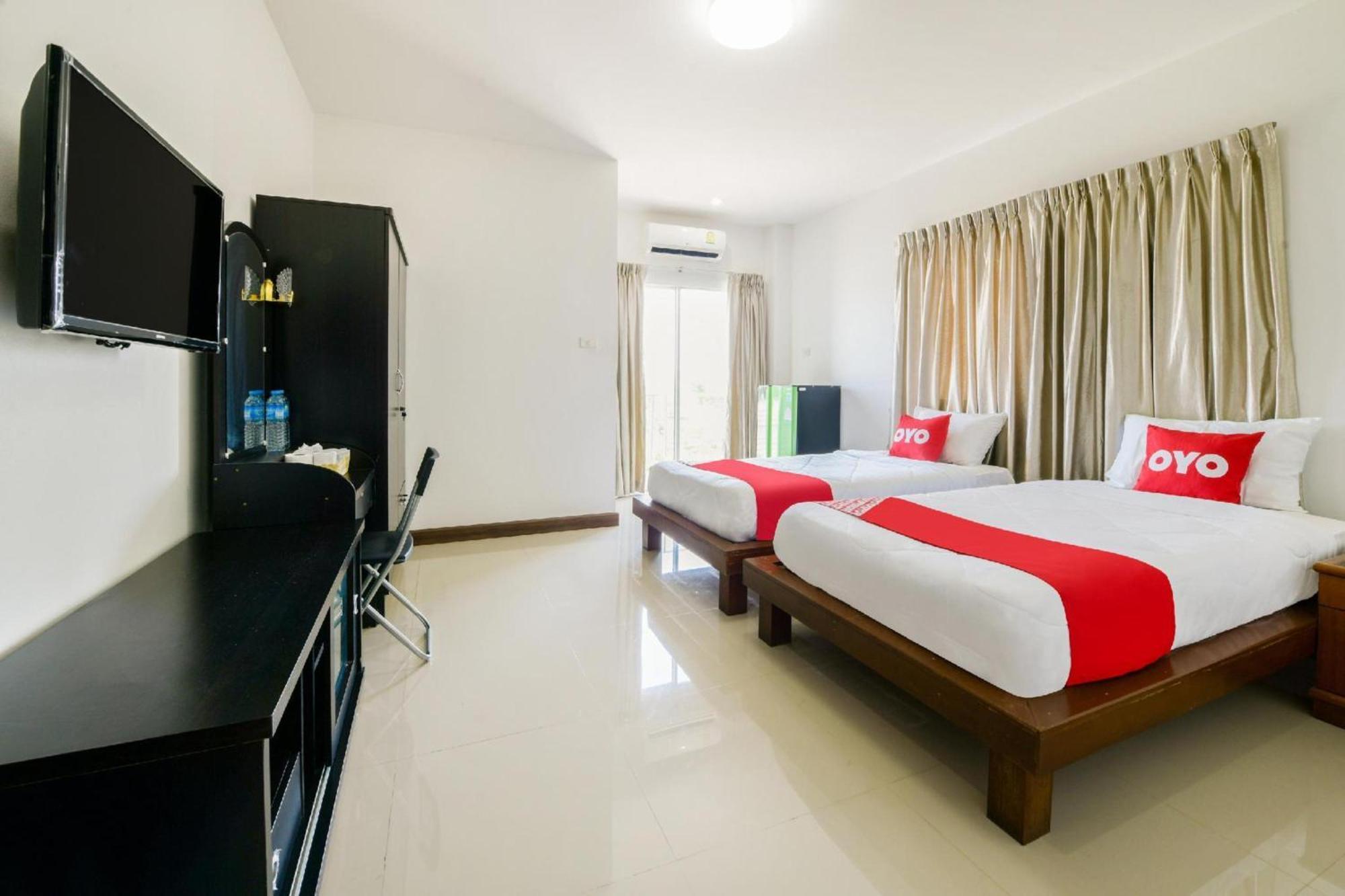 Oyo 350 Mae Saeng Place Si Racha Exterior photo