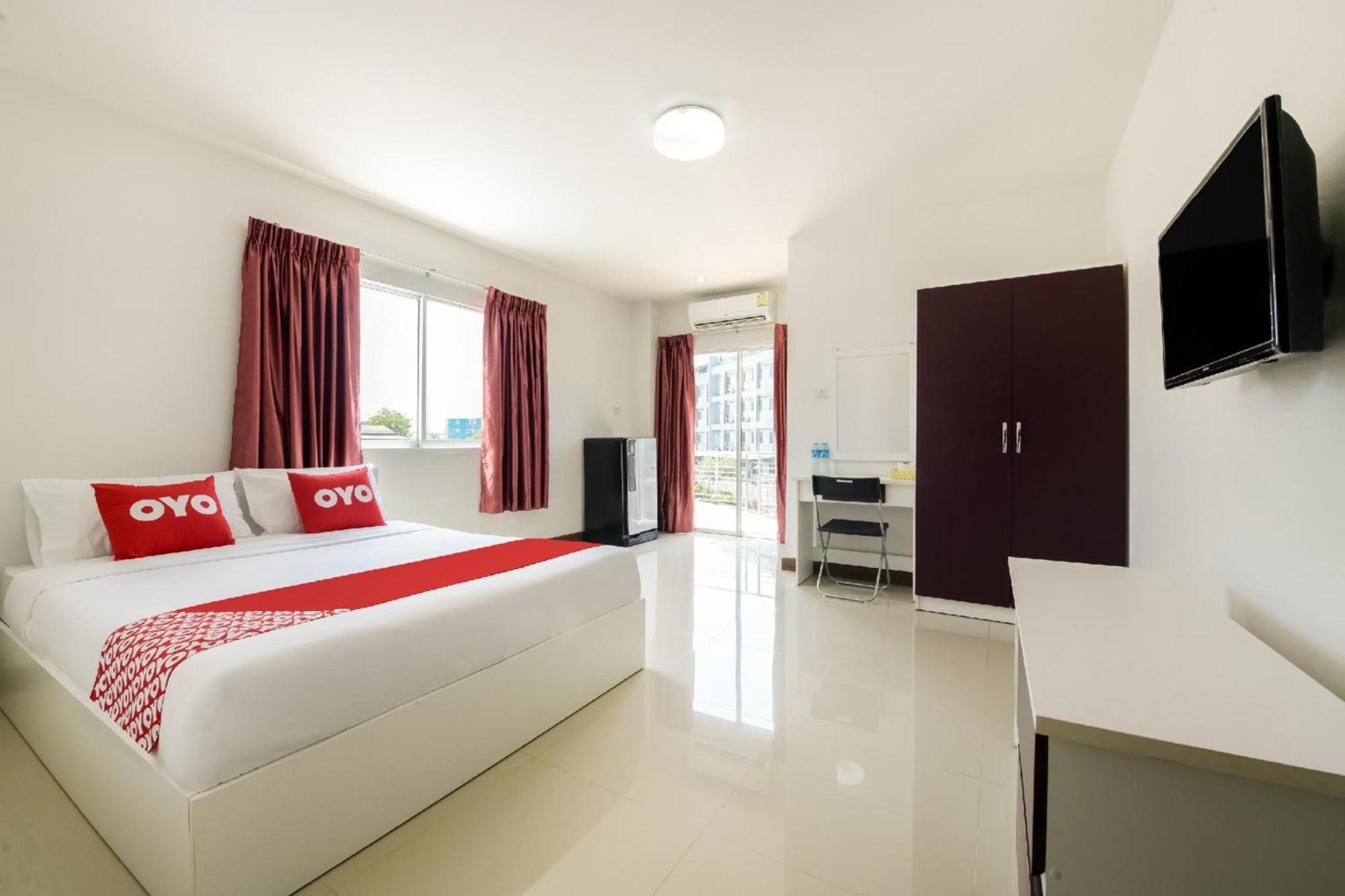 Oyo 350 Mae Saeng Place Si Racha Exterior photo